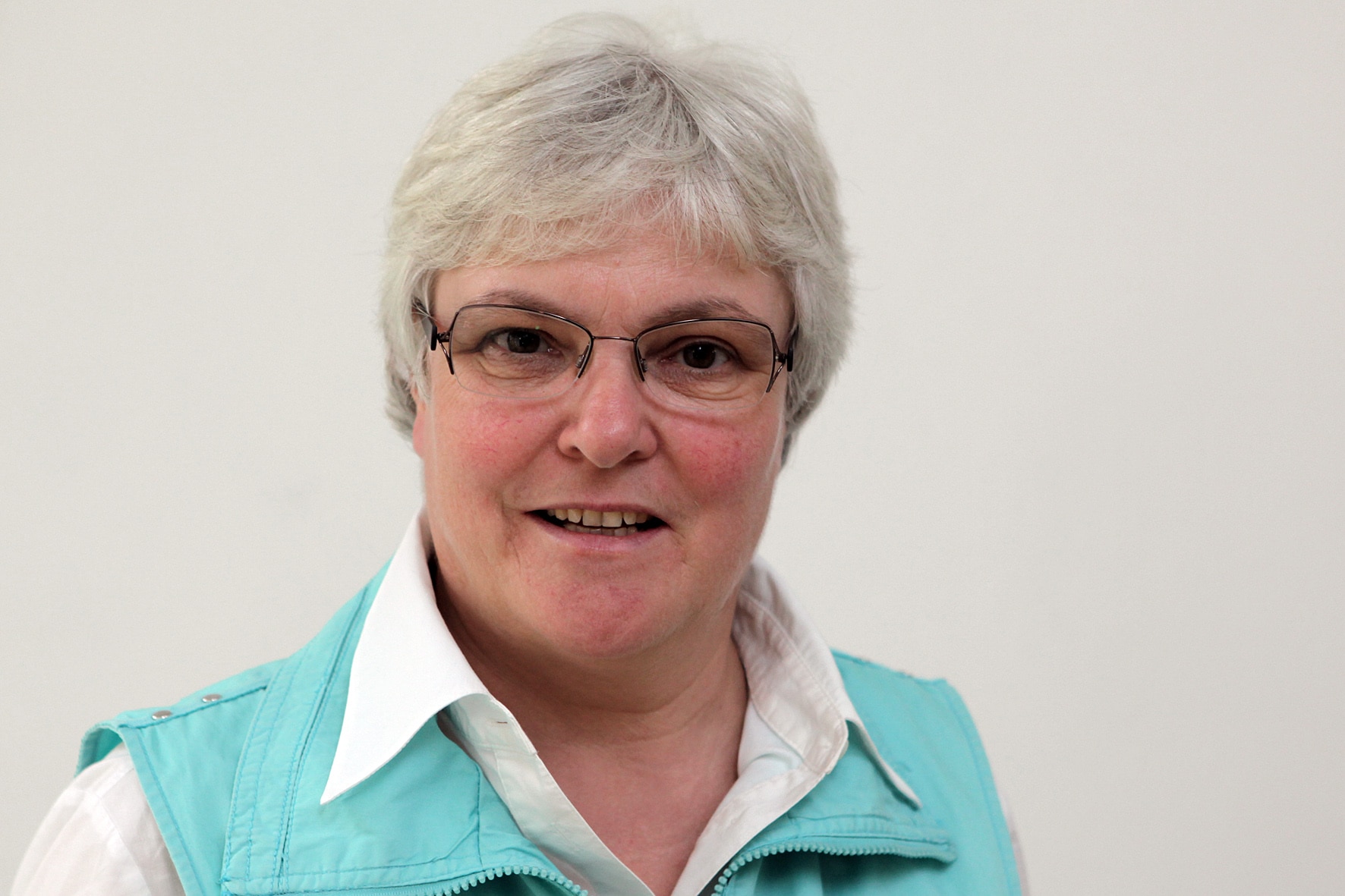Dr. Julie Kirchberg