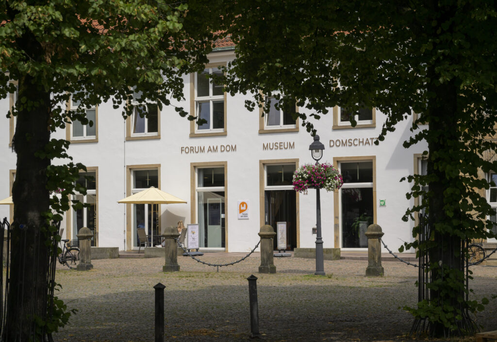 Eingangsportal des Diözesanmuseums Osnabrück