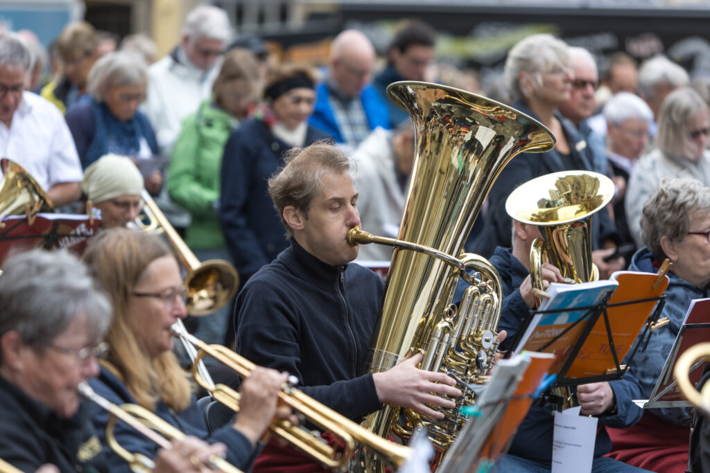 Ein großer Posaunenchor begleitete den Ökumenischen Gottesdienst