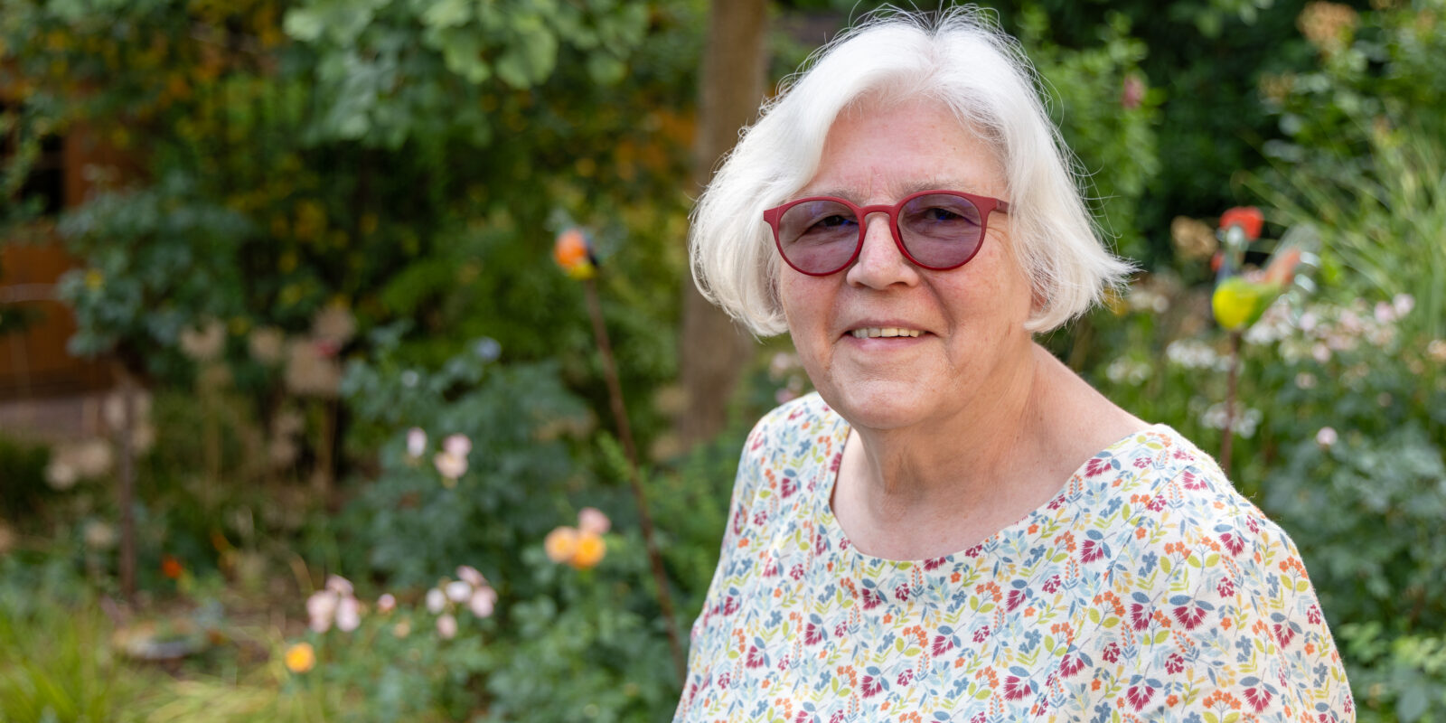 Maria Frommeyer übernimmt in St. Pius in Osnabrück seit etwa fünf Jahren Besuchsdienste.