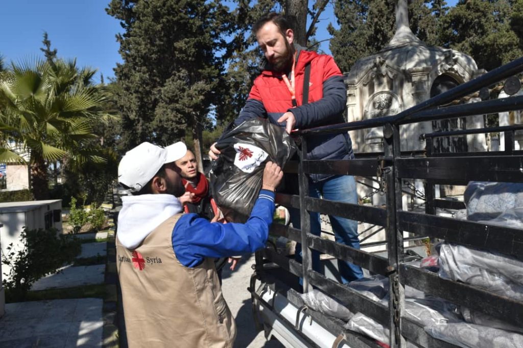 Hilfsgüterverteilung von Caritas Syrien nach dem Erdbeben in Aleppo
