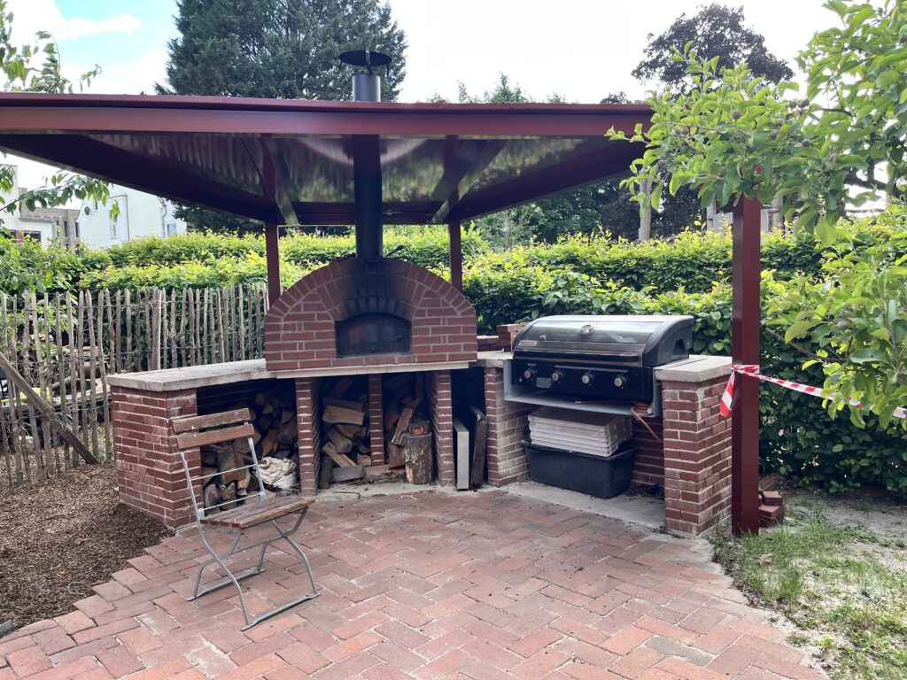 Steinofengrill am Barbaragarten