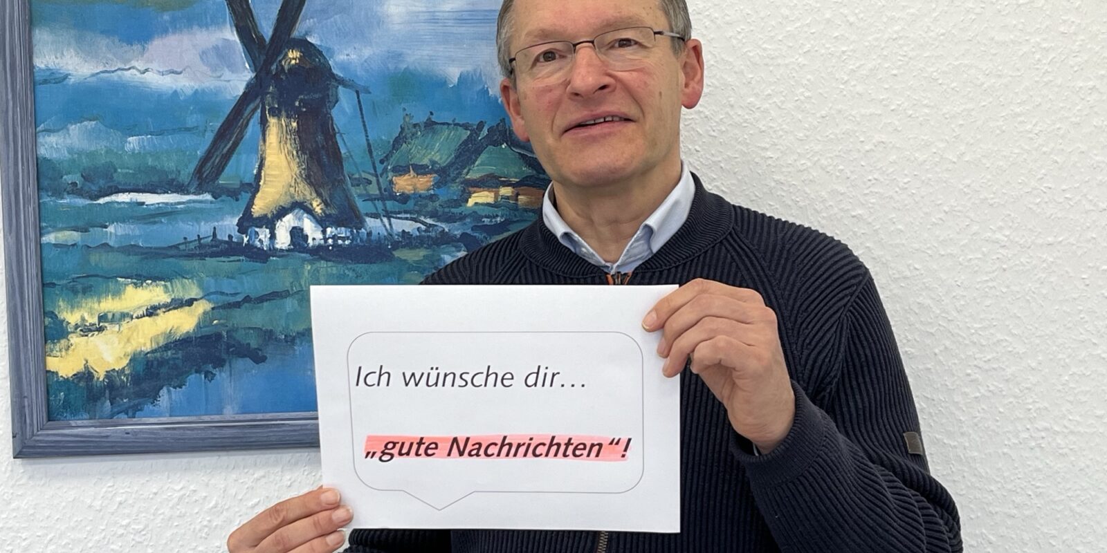 Generalvikar Ulrich Beckwermert mit Wunsch für den Adventskalender 2024