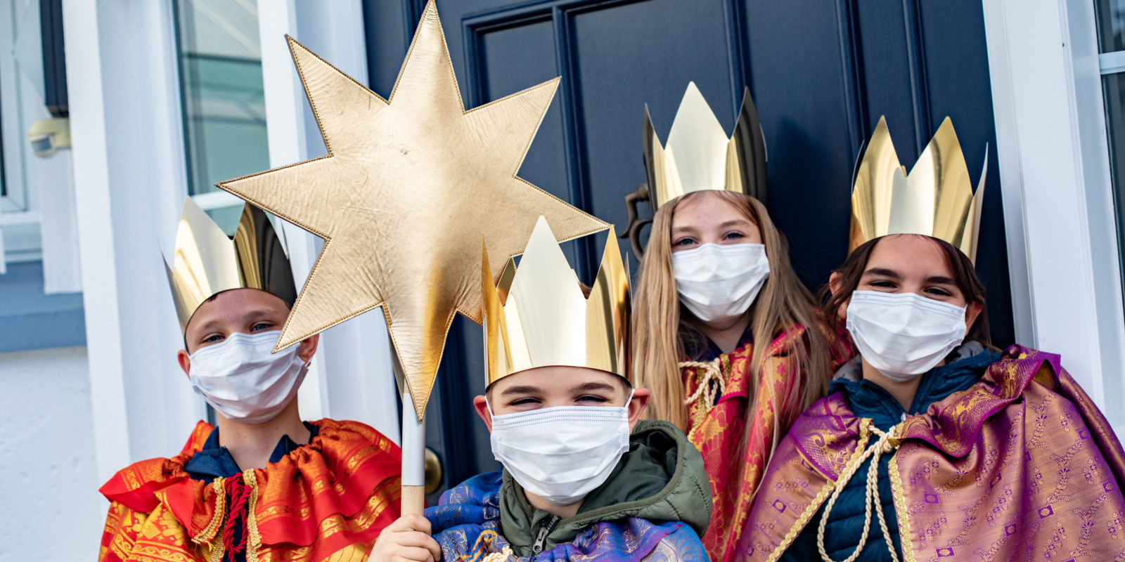 Sternsinger mit Maske