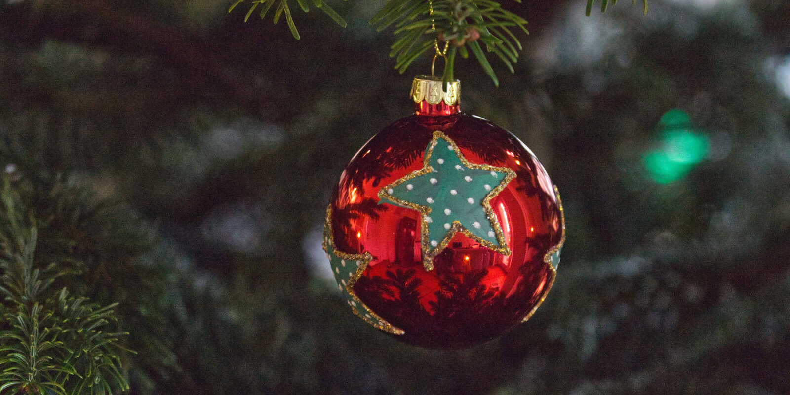 Kugel am Weihnachtsbaum