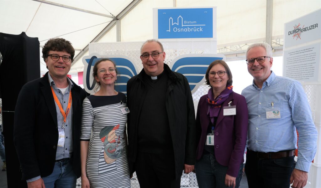 Das Team vom Stand des Bistums Osnabrück auf dem Katholikentag