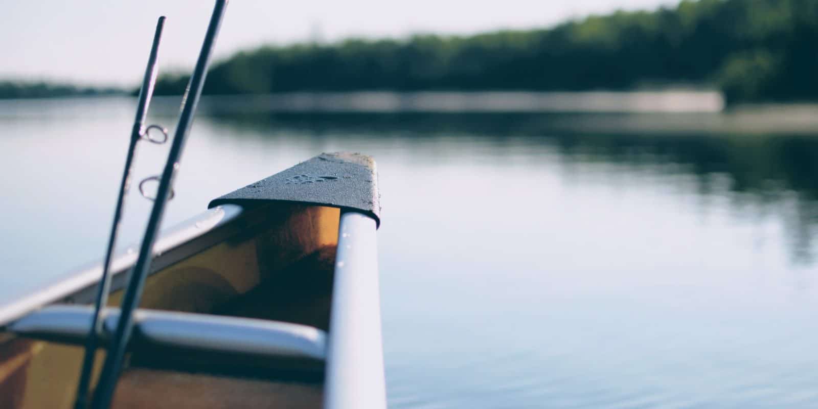 Ein Boot auf einem See