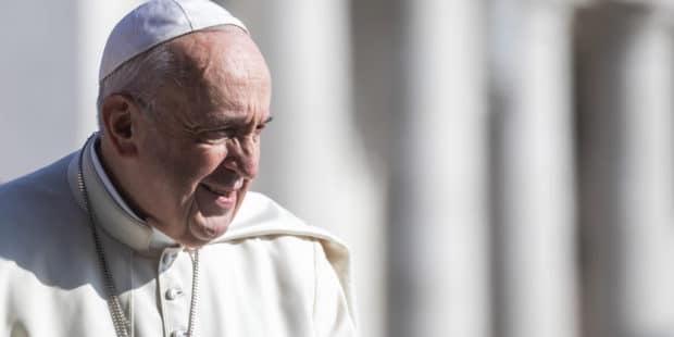 Papst Franziskus während der Generalaudienz am 17. April 2019 auf dem Petersplatz im Vatikan
