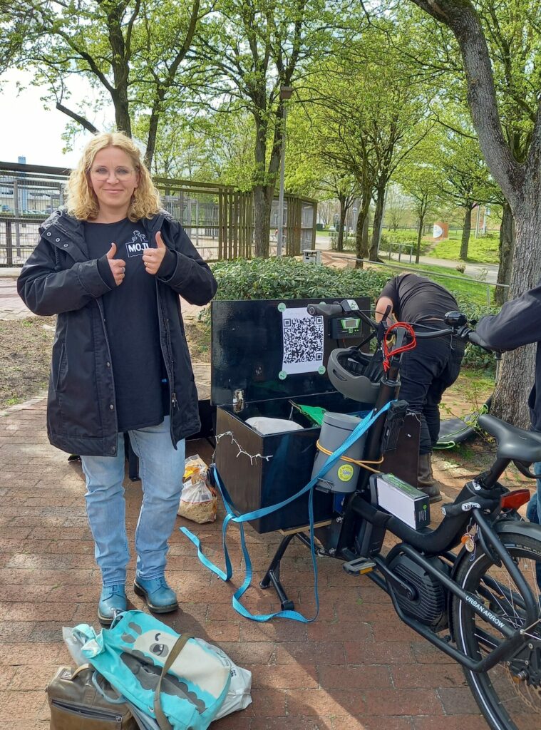 Maria Springwald und das Lastenrad LARA