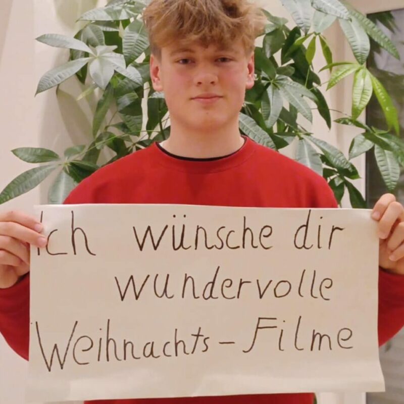 Johannes Steinkamp mit Wunsch für den Adventskalender